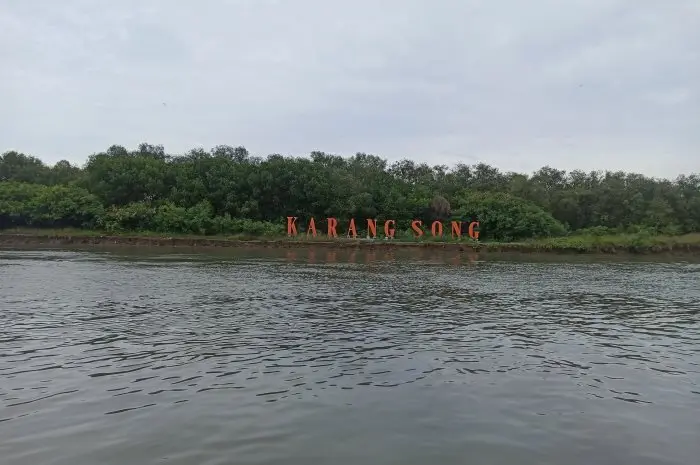 Karangsong Beach, the Best Place to Enjoy the Natural Beauty in Indramayu